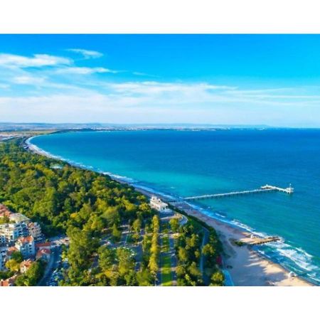 Luxury Apartment On The First Line To The Sea Burgas Zewnętrze zdjęcie